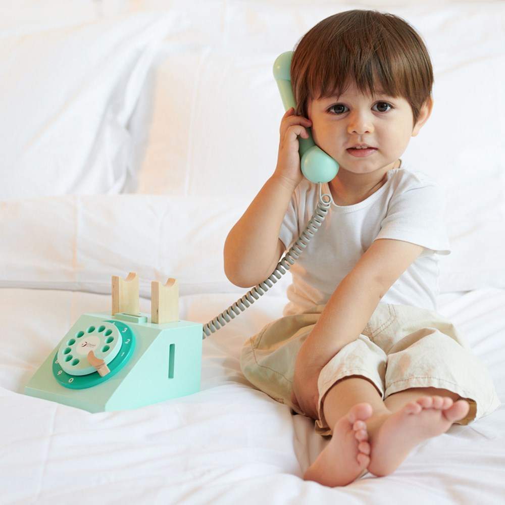 Classic World - Telephone